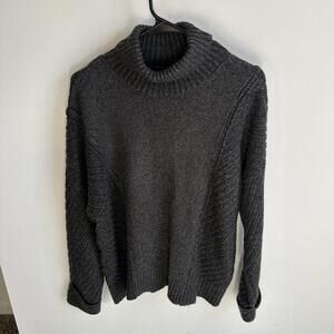 Design 365 Women’s Gray Turtleneck Sweater Size XL Pre Owned